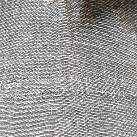 Joe's Jeans "The Shirt" grey long sleeve, pearl button snaps , size M - Picture 8 of 8